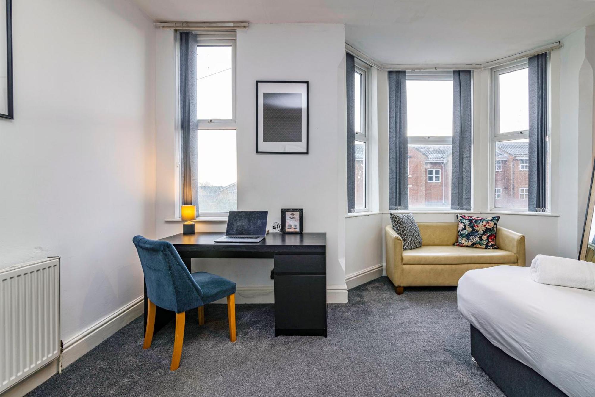 Holiday home Motorpoint Arena House - Sleeps 10