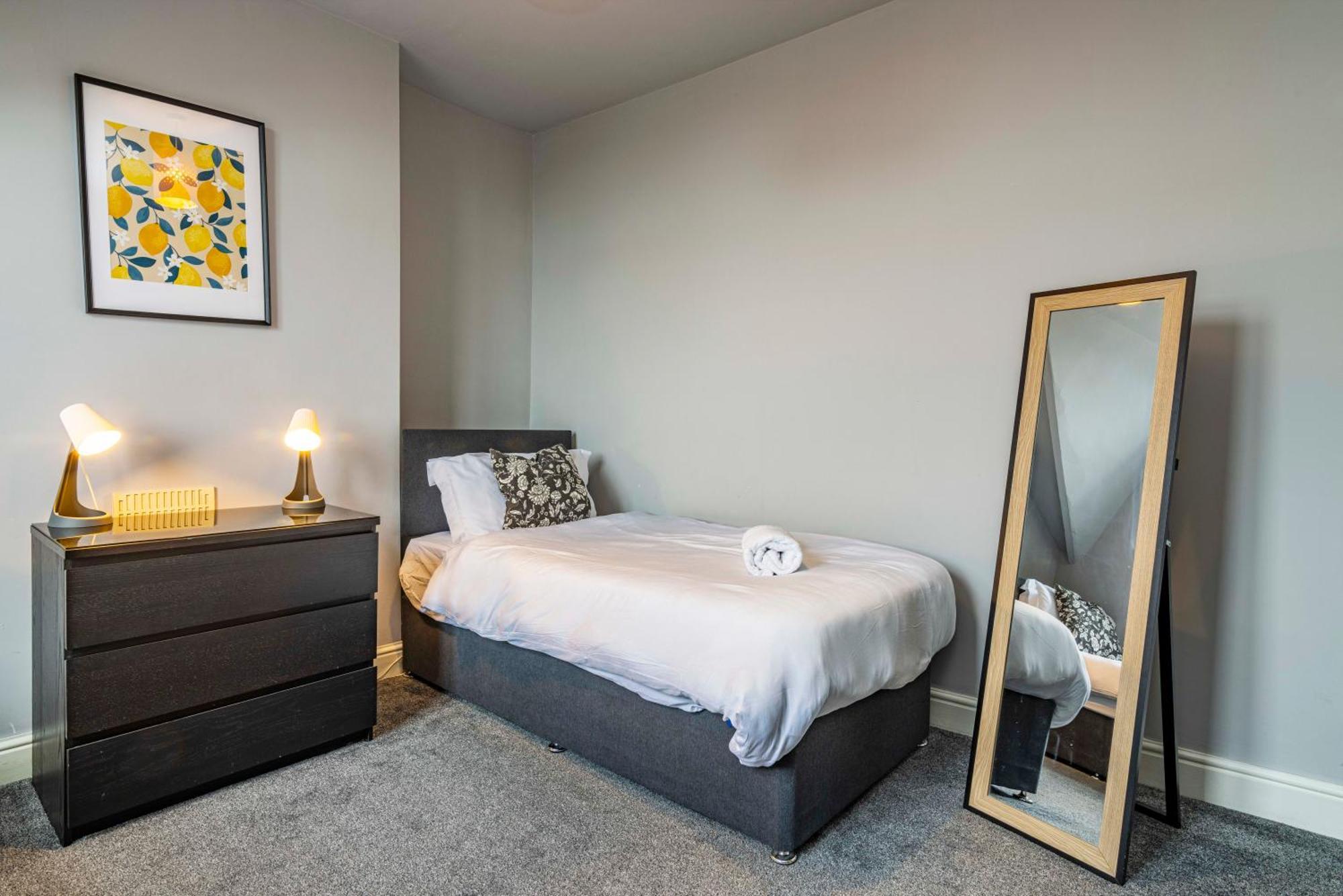 Motorpoint Arena House - Sleeps 10 Holiday home Nottingham