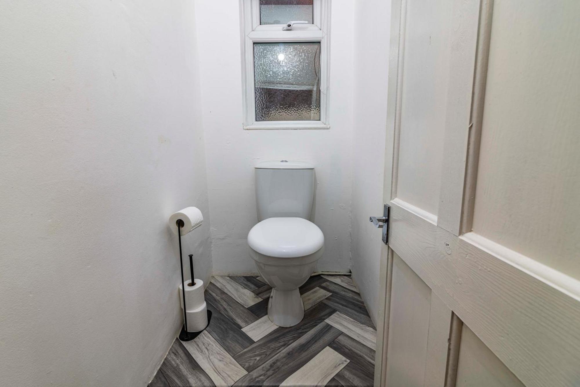 Motorpoint Arena House - Sleeps 10